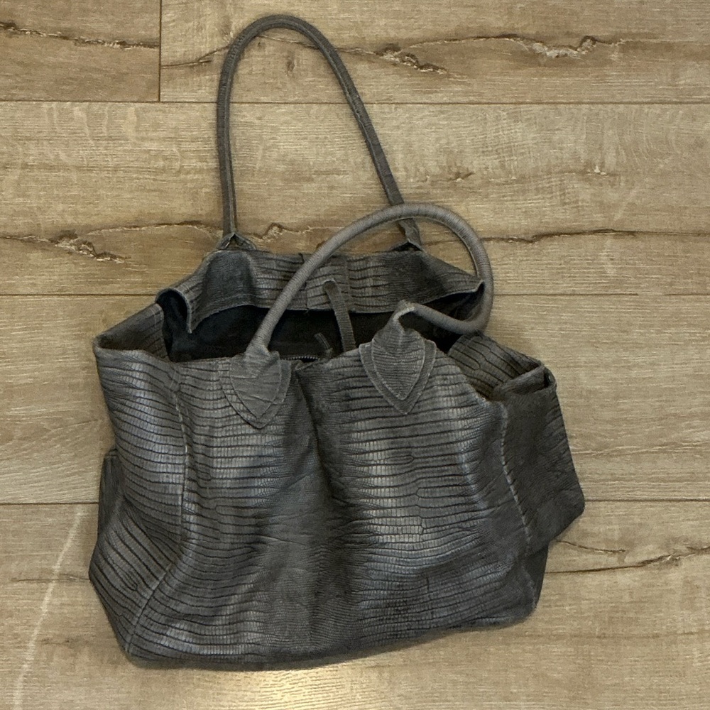 Elegant Gray Women's Tote Bag